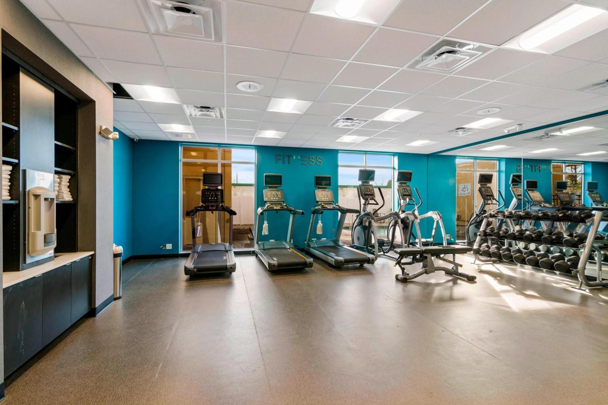 Fairfield Inn & Suites By Marriott St Petersburg North Екстер'єр фото