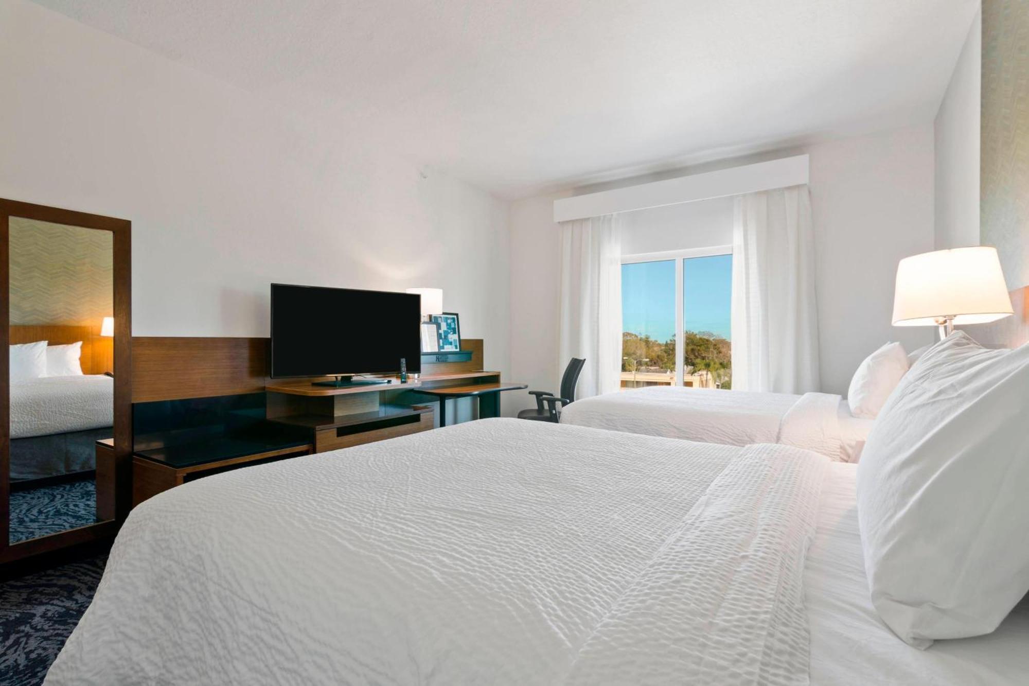 Fairfield Inn & Suites By Marriott St Petersburg North Екстер'єр фото