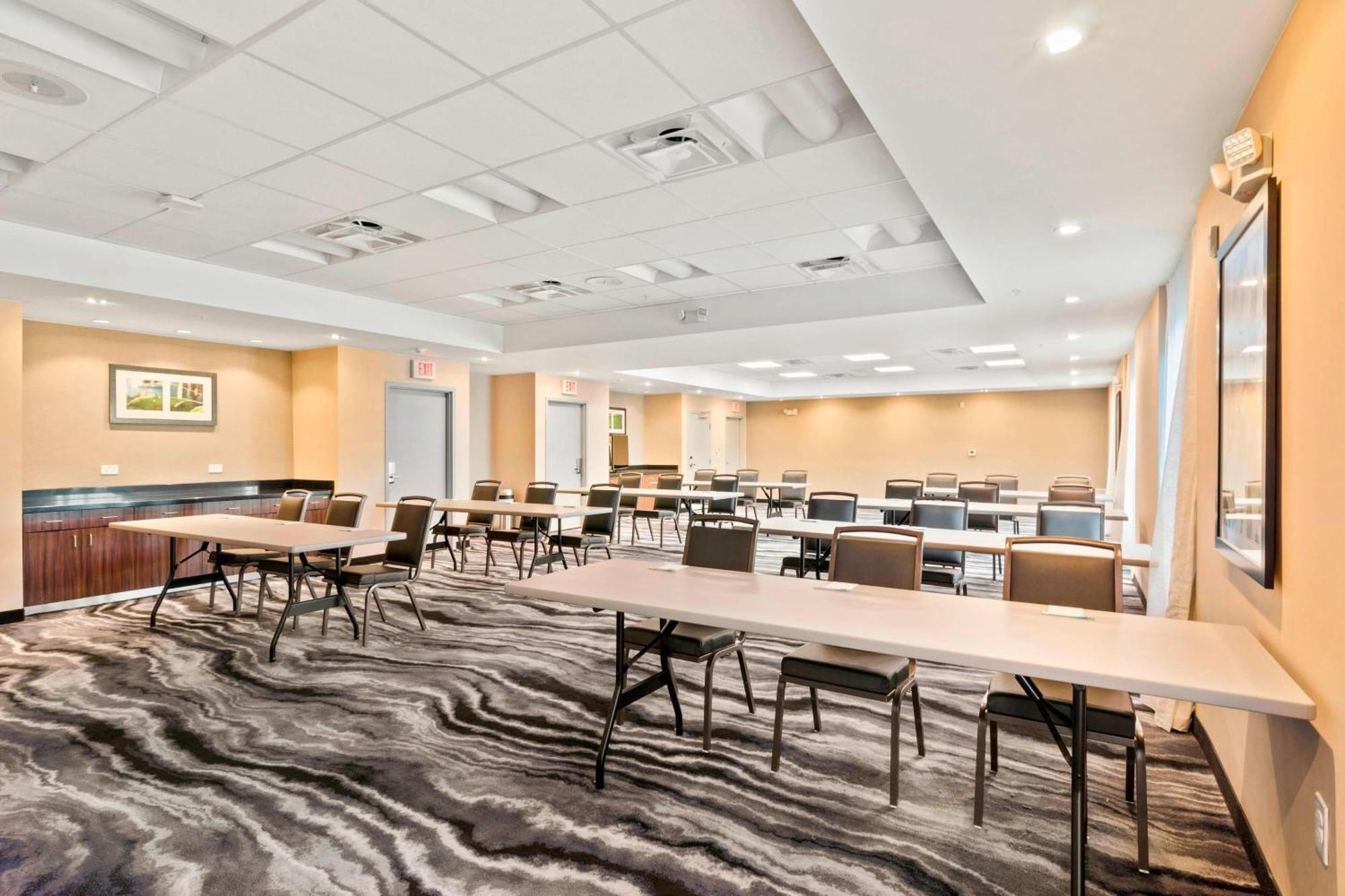 Fairfield Inn & Suites By Marriott St Petersburg North Екстер'єр фото
