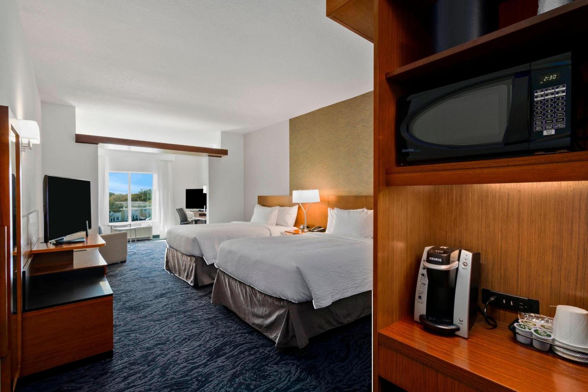 Fairfield Inn & Suites By Marriott St Petersburg North Екстер'єр фото