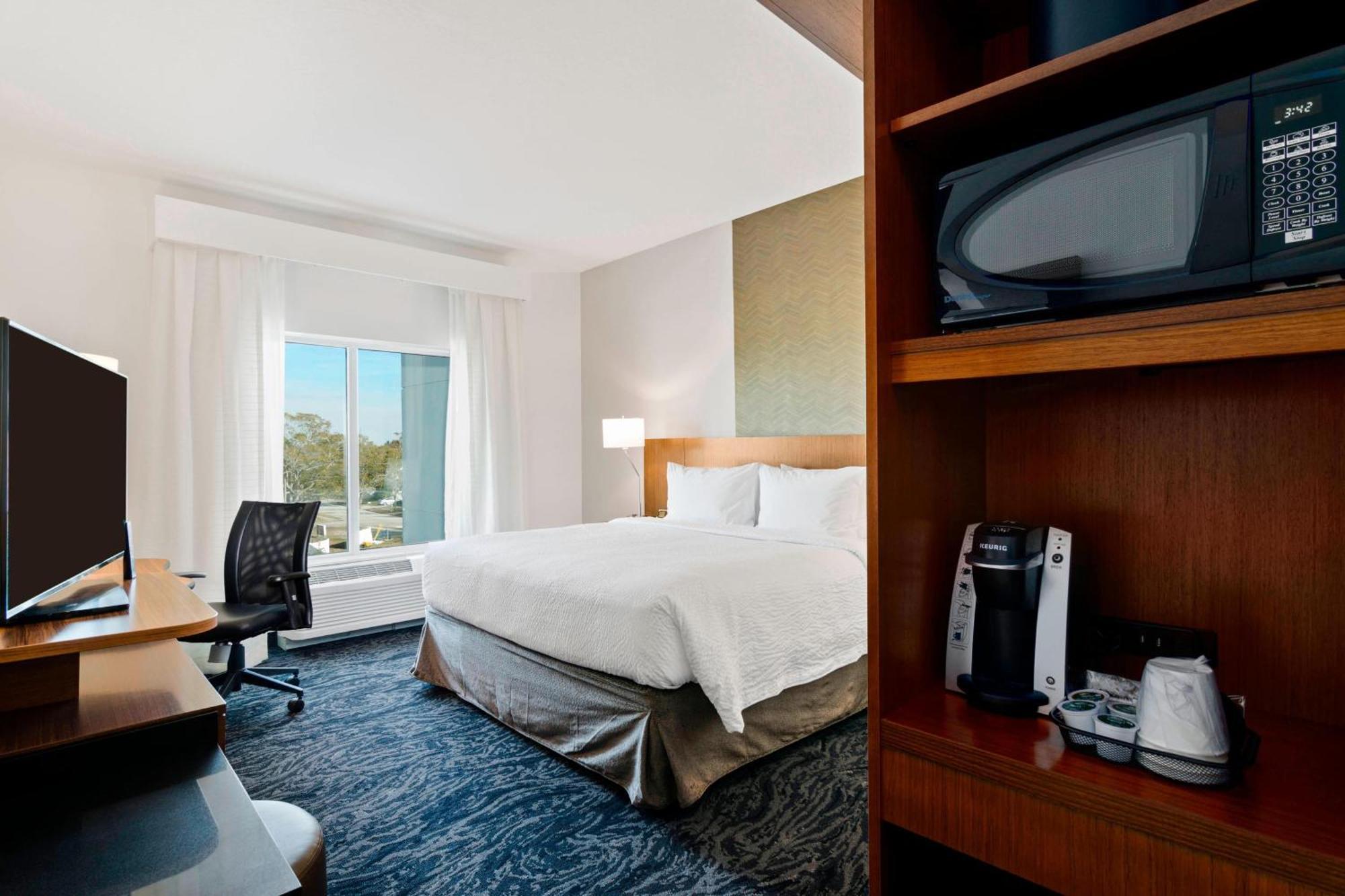 Fairfield Inn & Suites By Marriott St Petersburg North Екстер'єр фото